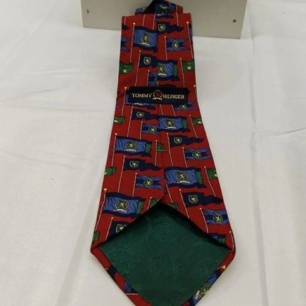 Tommy Hilfiger red countrys flags mens tie‎